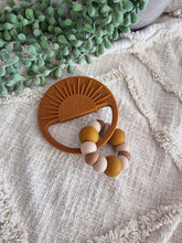 Load image into Gallery viewer, All silicone sun Teething Toy