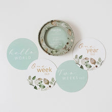 Load image into Gallery viewer, Snuggle Hunny Kids Reversable Milestone Cards