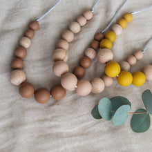 Load image into Gallery viewer, Scandi Nursing Necklace