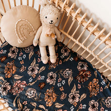 Load image into Gallery viewer, Snuggle Hunny Kids Jersey Bassinet Sheet/ Change Table Cover