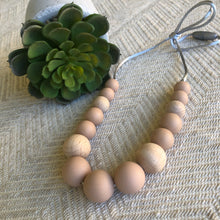 Load image into Gallery viewer, Scandi Nursing Necklace