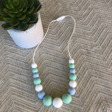 Load image into Gallery viewer, Little Lady Necklace