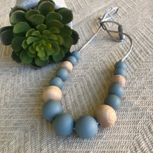 Load image into Gallery viewer, Scandi Nursing Necklace
