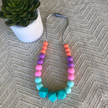 Load image into Gallery viewer, Little Lady Necklace