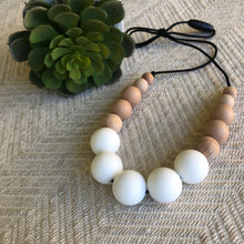 Load image into Gallery viewer, Indi Nursing Necklace