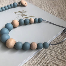 Load image into Gallery viewer, Scandi Nursing Necklace